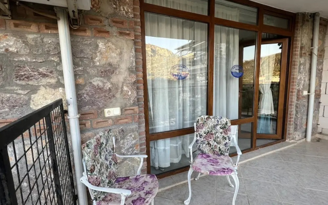 Söğüt Taş Otel