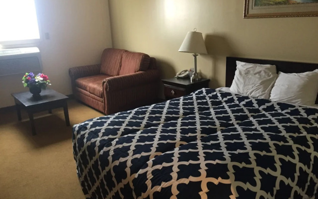Coast Innisfail Hotel