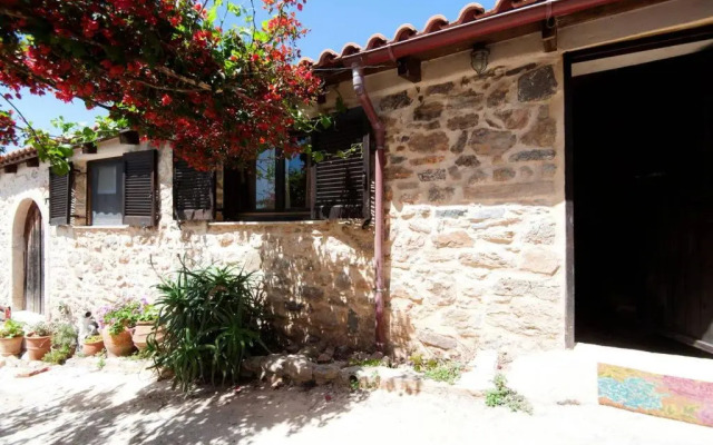Orgon Farm Village Houses