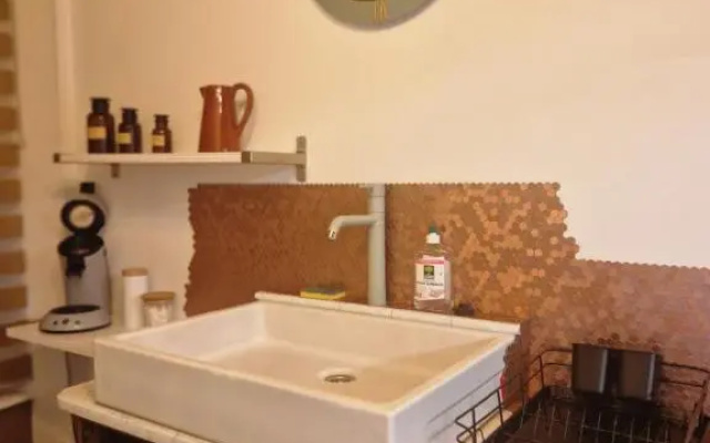 Maison 1747 - Gîtes de Standing en Vieille-ville avec Cour
