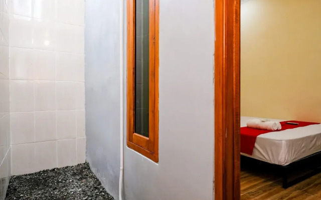 RedDoorz Syariah near Monjali 4 Yogyakarta
