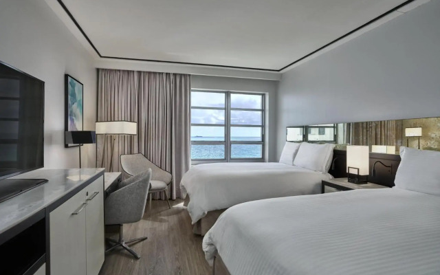 Loews Miami Beach Hotel – South Beach