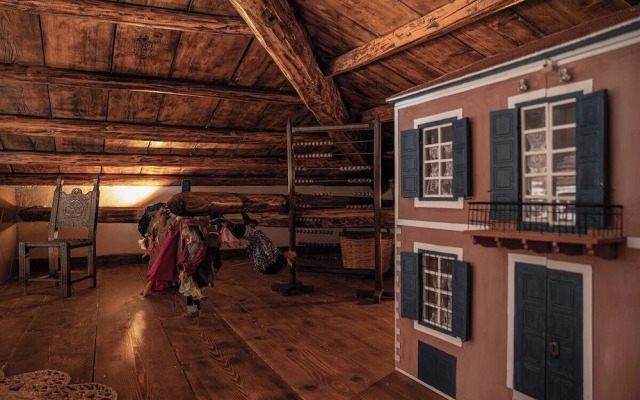 The 1813 Painter s House by Neuvel