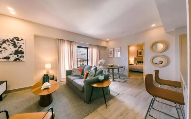 Fully Serviced Apartment at Regatta Living - 9F