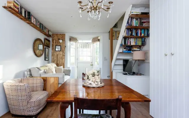Cosy Cottage In Peckham