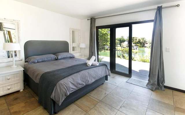 Sleepers Nest St Francis Bay