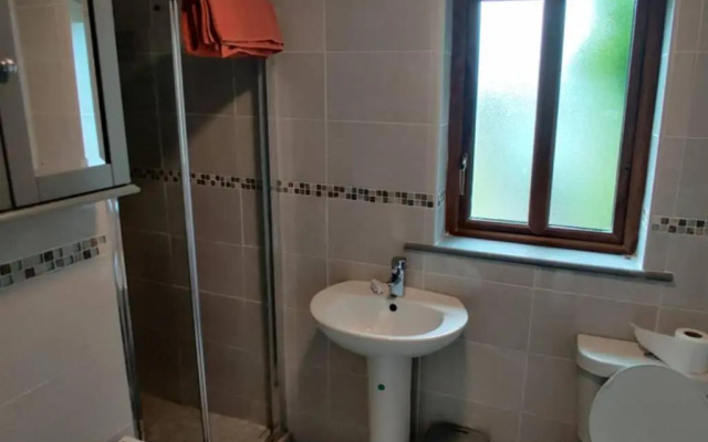 Luxury 'Cois Abhainn' Self Catering Apartment