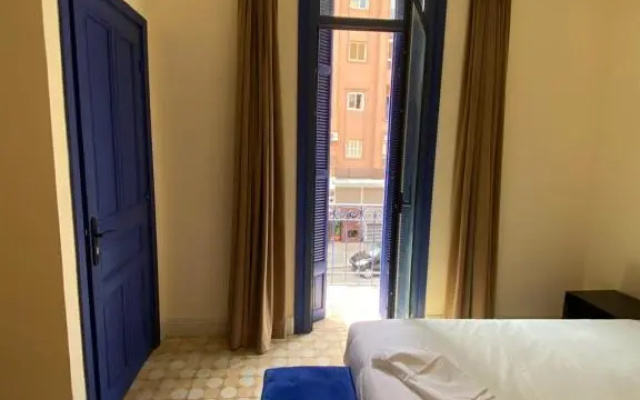 Comfy Colonial Apartments