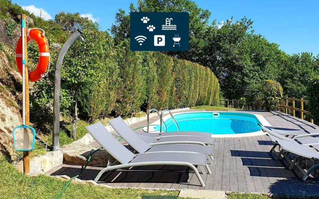 Casa Rústica com Piscina, Gerês Mystay