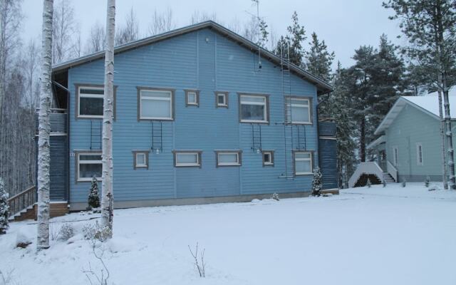 Отель SResort Family Apartment with 4 bedrooms and sauna Финляндия, Лаппеэнранта - отзывы, цены и фото номеров - забронировать отель SResort Family Apartment with 4 bedrooms and sauna онлайн вид на фасад