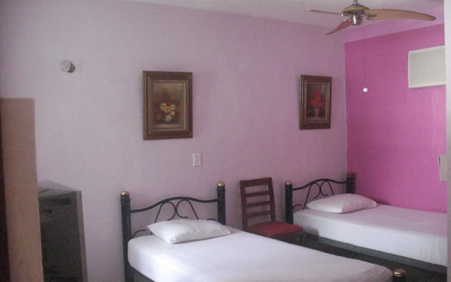 Hostel Mundo Maya