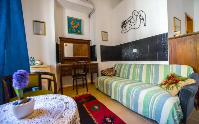 Shkodra Backpackers Hostel - Mi Casa Es Tu Casa