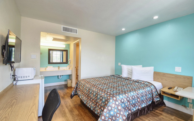 Vagabond Inn Buttonwillow North I-5