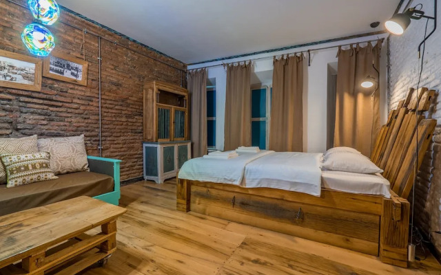 Апартаменты H&B apartments Zurab Zhvania