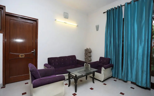 OYO 14306 Advantage Homes