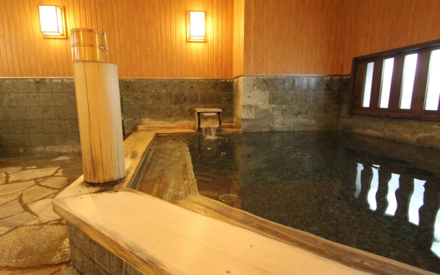 Anan Plaza Inn