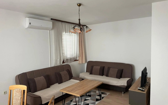 Cheap house near the center of the city