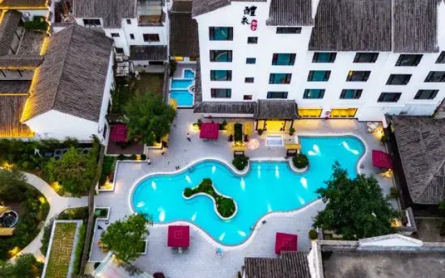 Yingde Liyang Gorge Liquan Riverview Resort