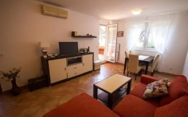 Alma Apartment