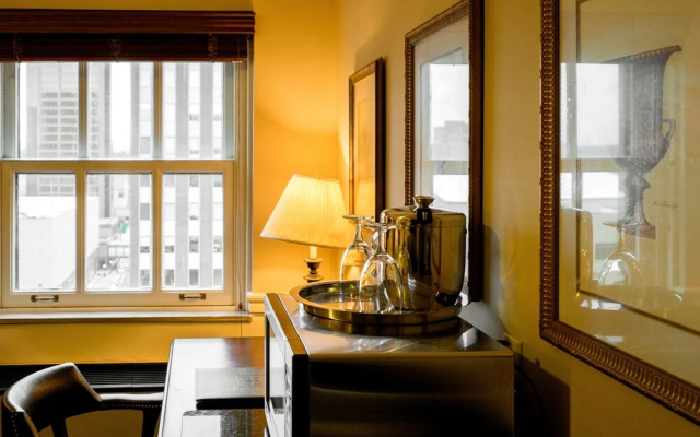 Hotel 340