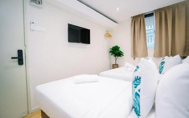 Swing & Pillows - Sungei Wang Bukit Bintang