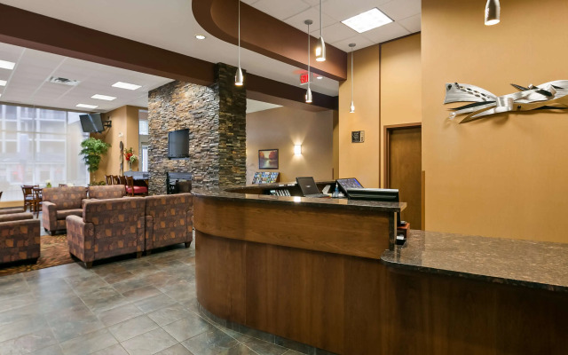 Best Western Plus Chateau Inn Sylvan Lake
