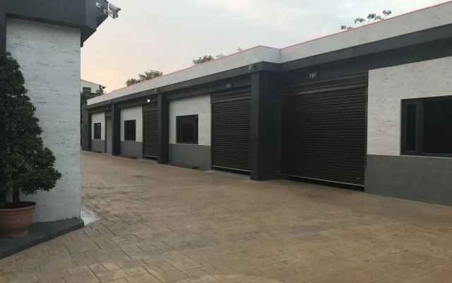 Yinxiang Xihu Motel