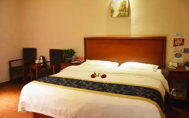 GreenTree Inn Fuyang Shopping Mall
