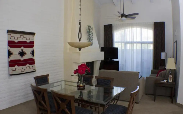 Scottsdale Camelback Resort VRHost