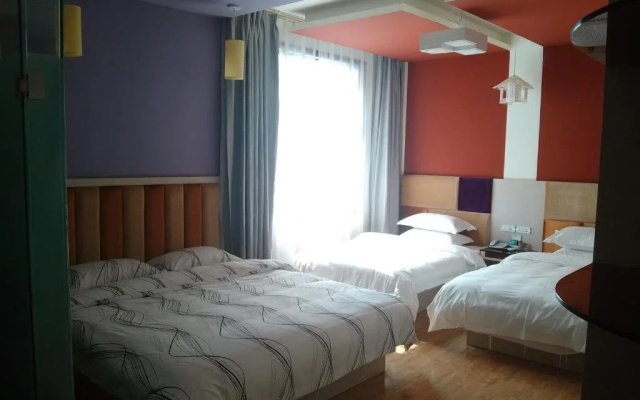 Twelve Months Fashion Hotel
