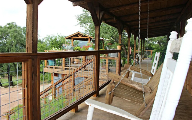 Coolview Cabin by RedAwning