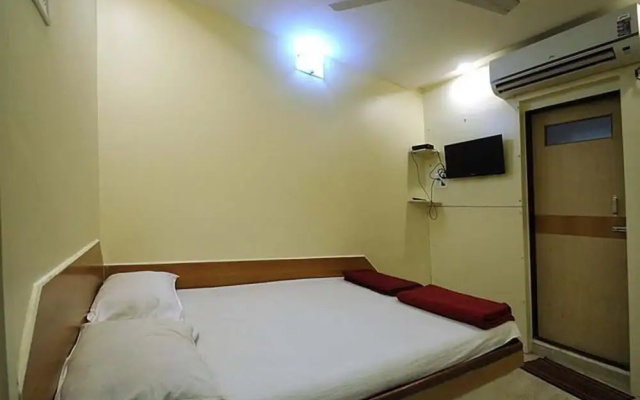 Dreamland Hotel