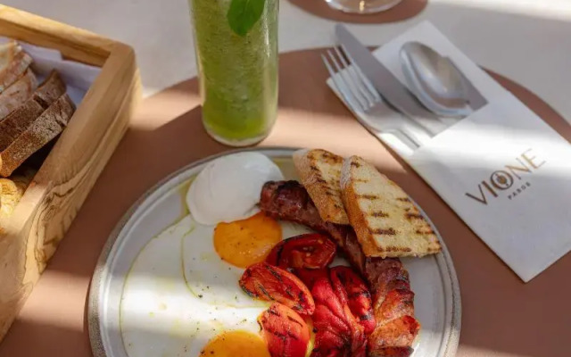 Vione Paros Hotel