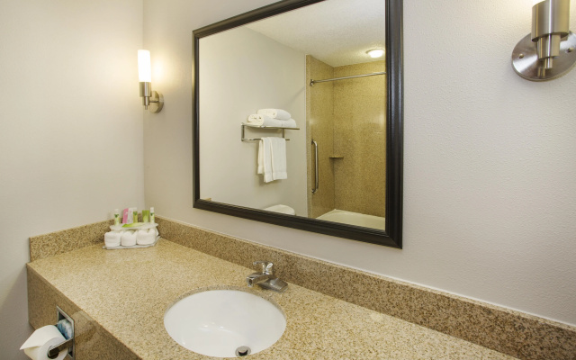 Sleep Inn & Suites