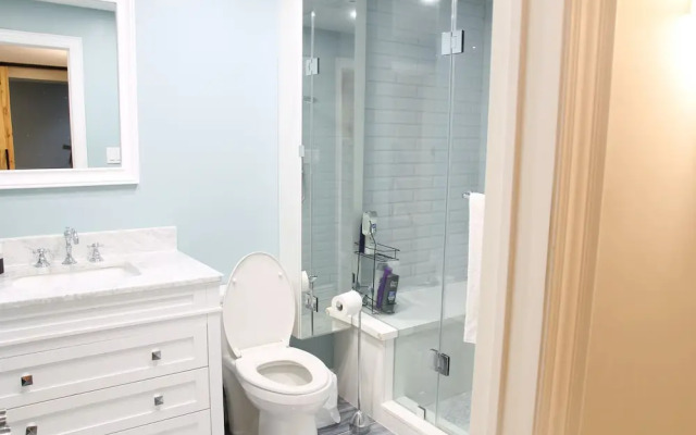 Fully Furnished Private Guest Suite