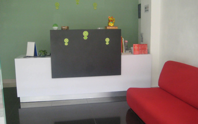Greenleaf Hotel & Cafe PLT