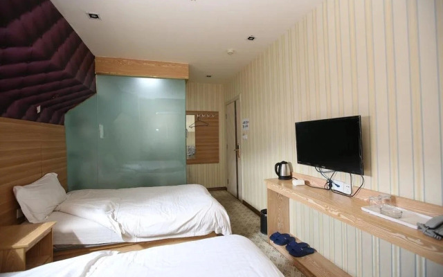 Youth Star Express Hotel