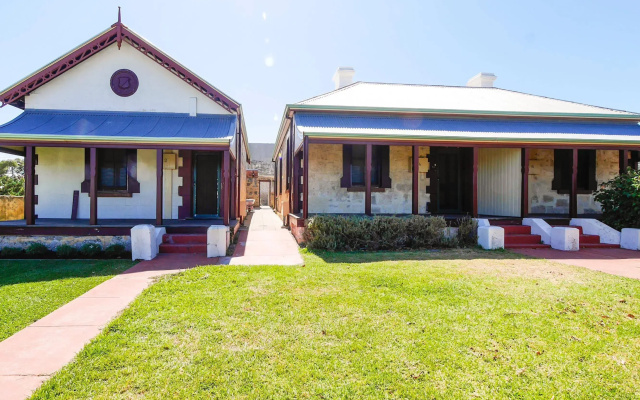Fremantle Colonial Cottages