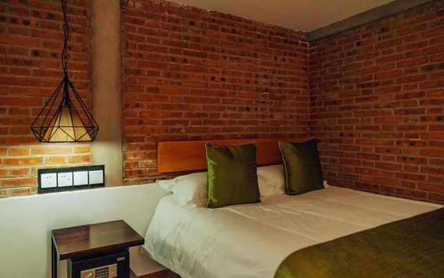 PUREMIND Loft Hotel