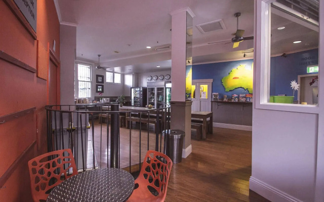 Mad Monkey Backpackers Bayswater