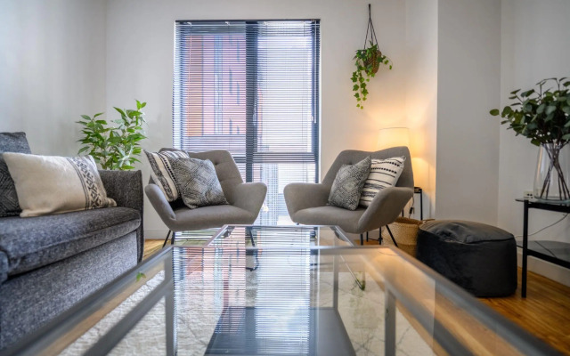 Superb Apartment at The Gallery, Baltic Triangle