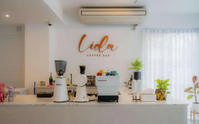 Lek Lek Samui Roomxcoffee Bar