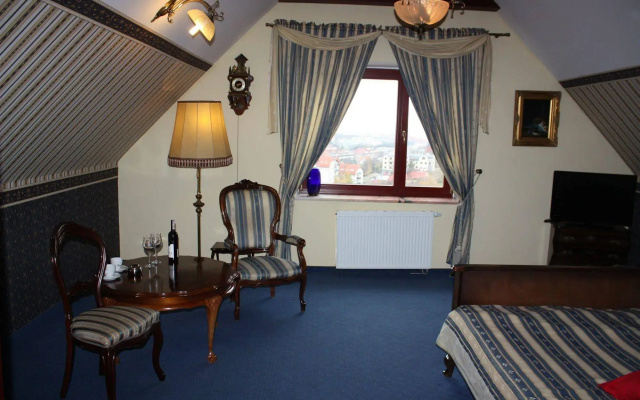 Royal Residence