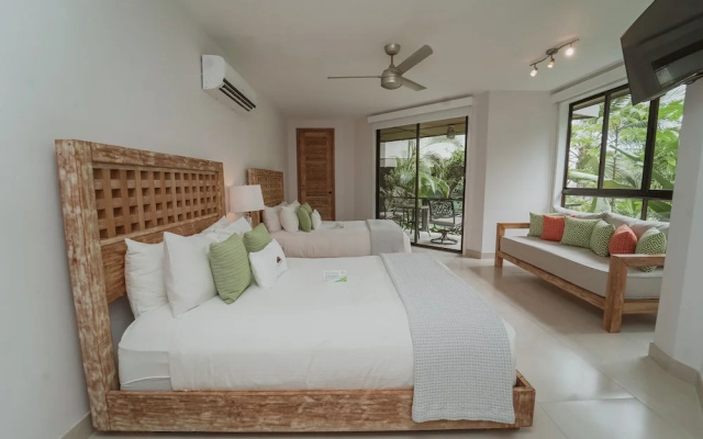 Tulemar Bungalows & Villas