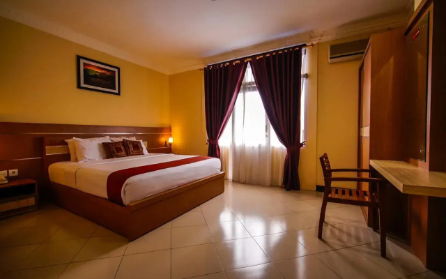 Kharisma Hotel