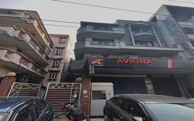 Oyo 703859 Hotel Greeno