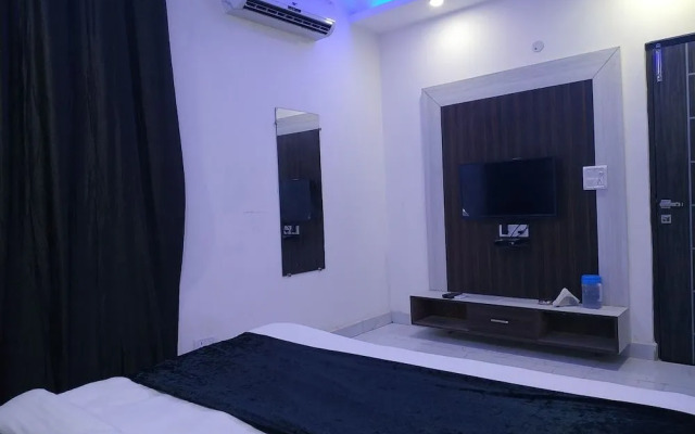 The Signature Hotel Noida