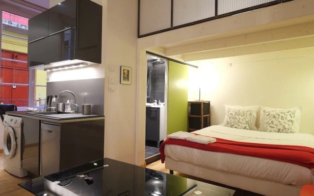 Honorê, Hôtel pour Nomades rêveurs