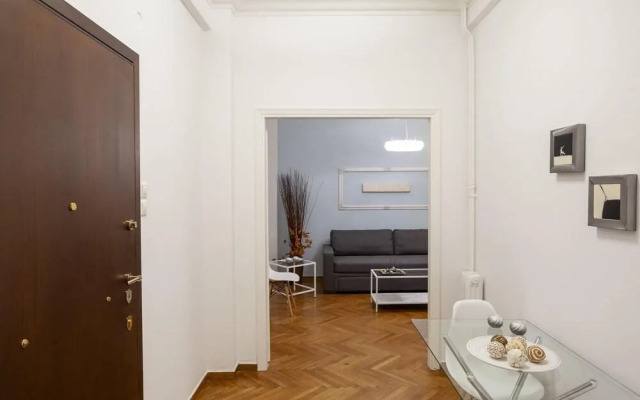 Athenian Fine Flat for 4