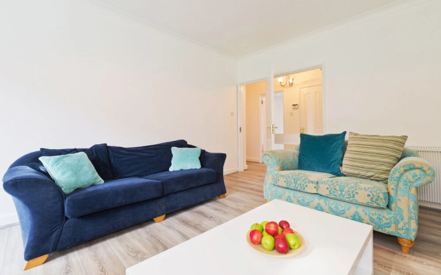 your place - Ballsbridge Court